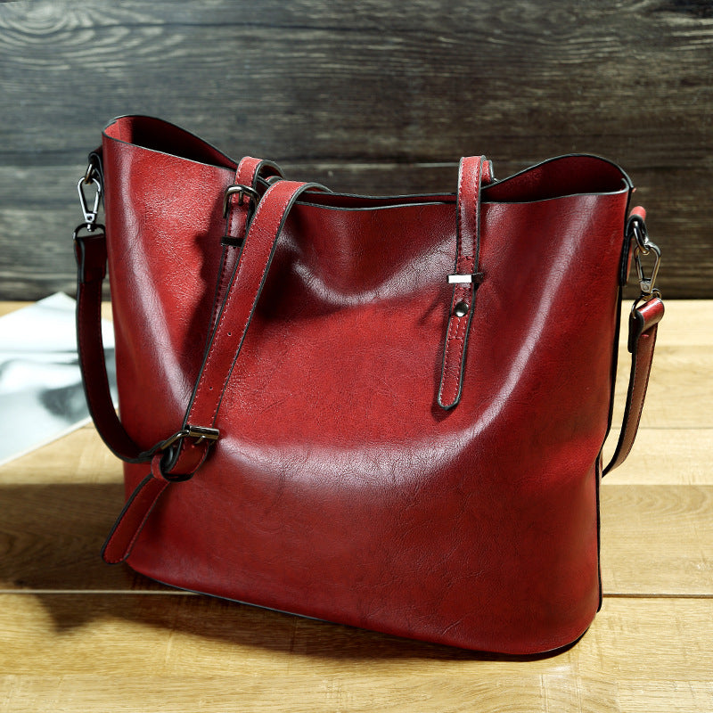 Oil-Wax Finish Large-Capacity Tote Bag — product image 5