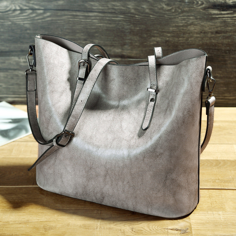 Oil-Wax Finish Large-Capacity Tote Bag — product image 9