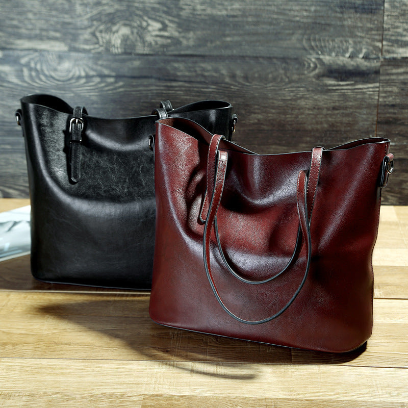 Oil-Wax Finish Large-Capacity Tote Bag — product image 8