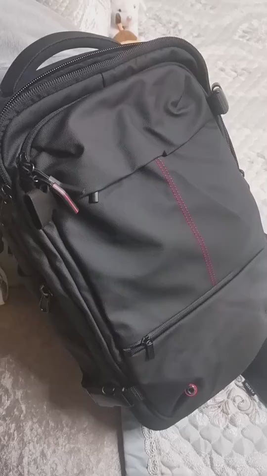 19-Inch Vacuum Compression Business Travel Backpack — product video 2