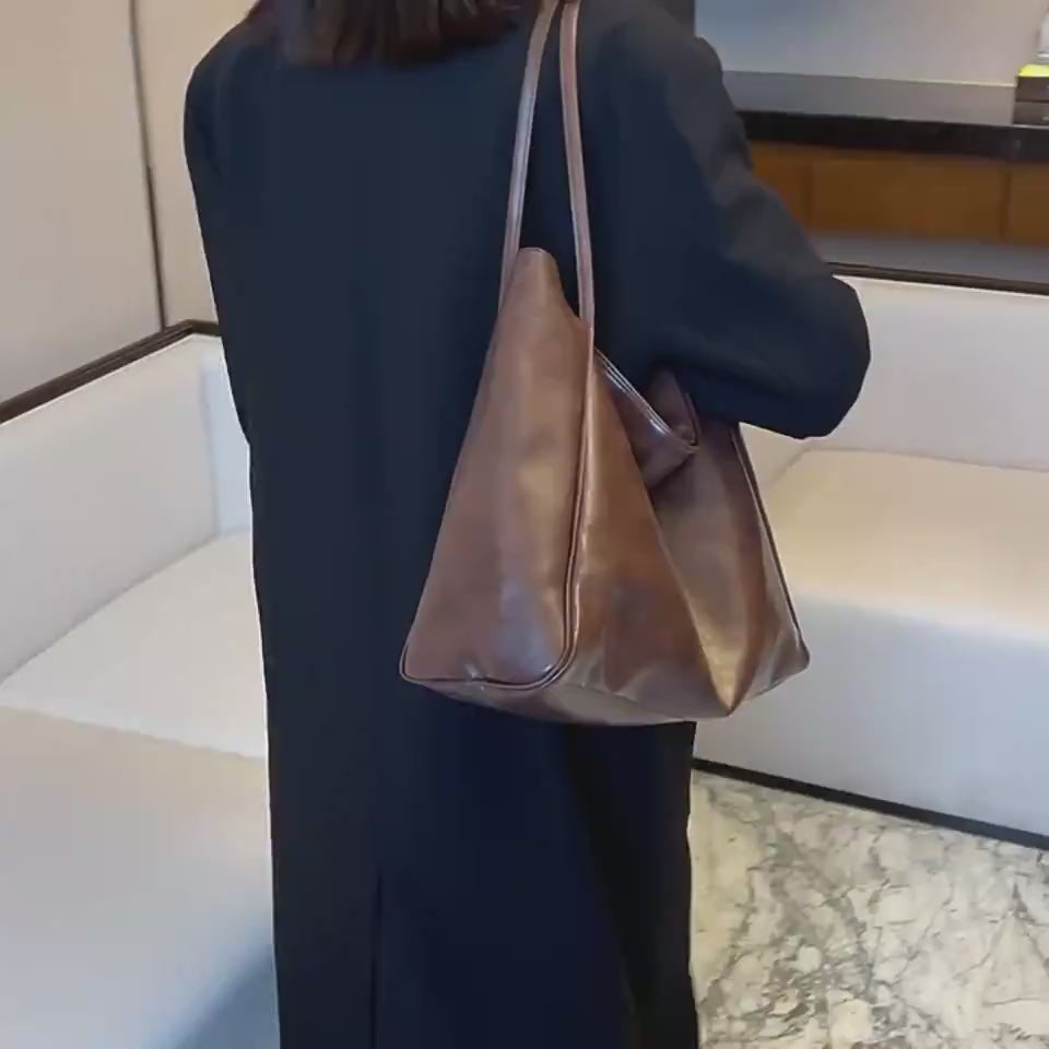 Soft PU Leather Large-Capacity Shoulder Bag — product video 1